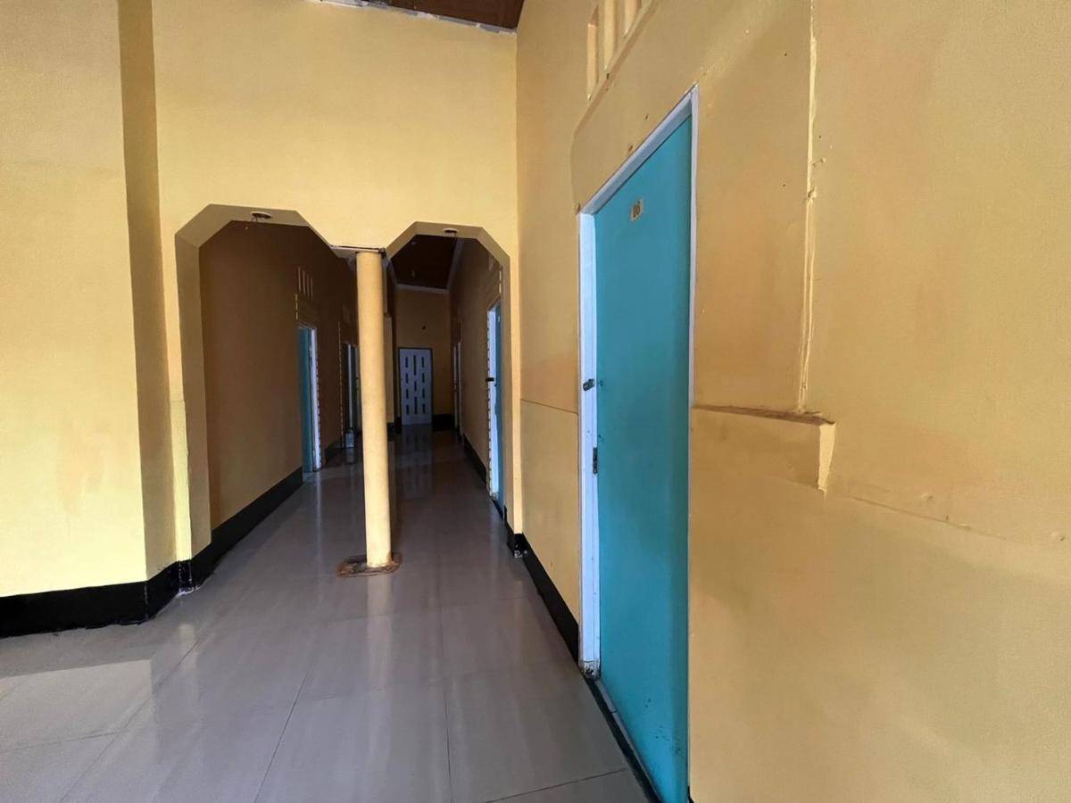 Hotel Malibu Baubau Екстер'єр фото